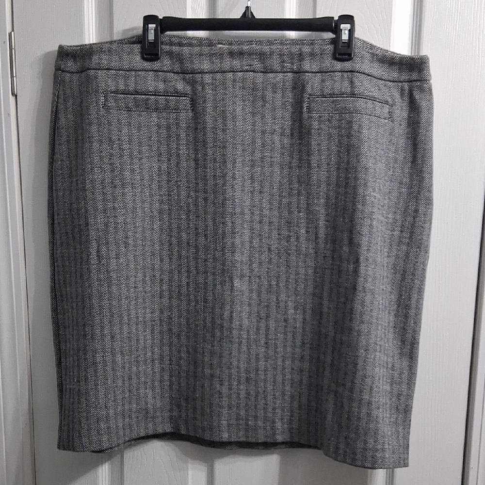 Vintage Talbots Herringbone Skirt Woman Plus Size 22W Grey Black & White Mini